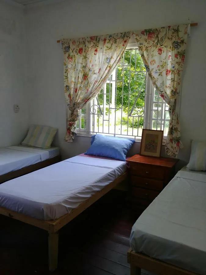 Port Antonio Inn Hostel