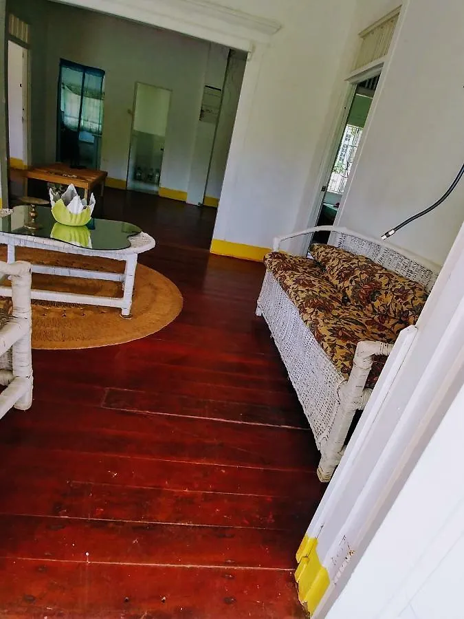 Port Antonio Inn Hostel  安东尼奥港